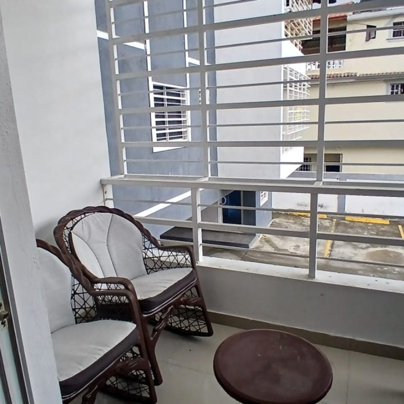 Hermoso Apto. Amueblado Proyec