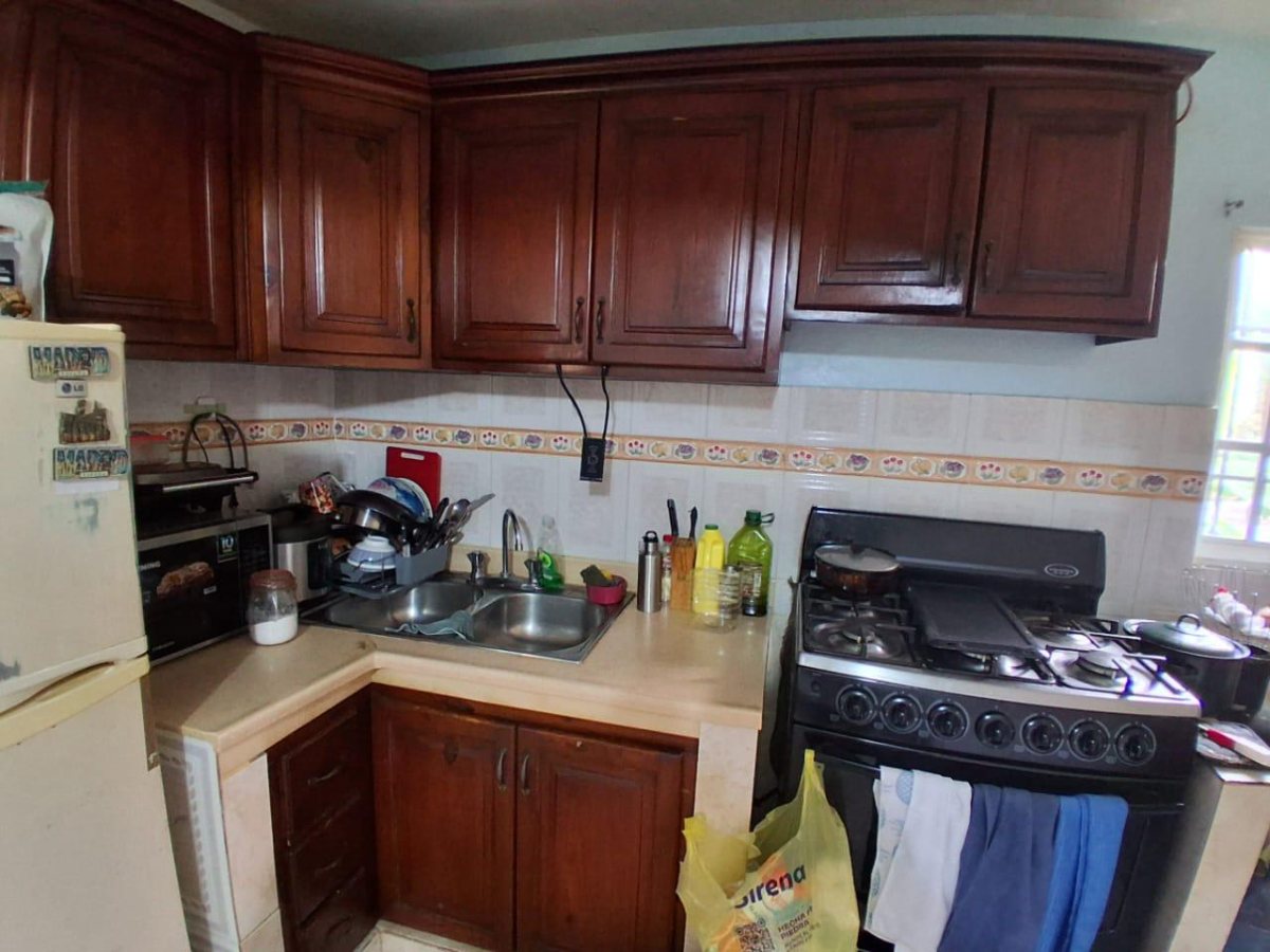 APT0 4TO PISO COMODO Y AMPLIO